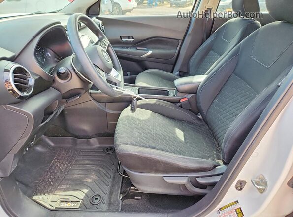 3N1CP5CV0ML486429 2021 NISSAN KICKS White Вид салону спереду
