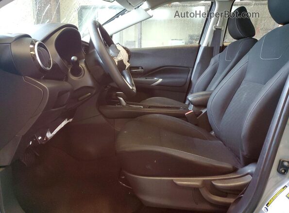 3N1CP5CV0ML533507 2021 NISSAN KICKS Серый Вид салона спереди