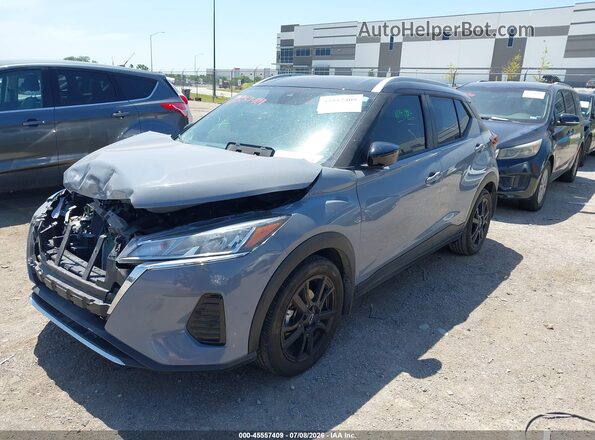 3N1CP5CV0PL523158 2023 NISSAN KICKS Серый Передняя левая четверть
