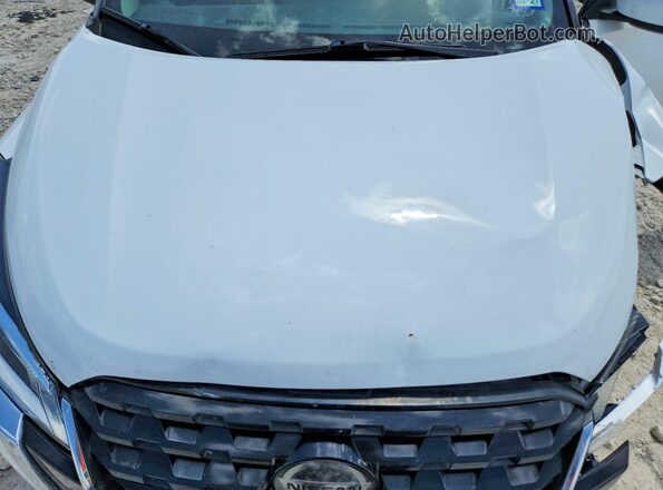 3N1CP5CV1ML505893 2021 NISSAN KICKS White Rear interior view