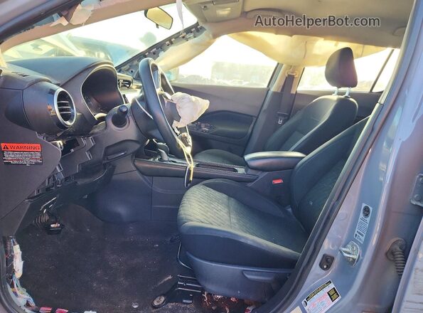 3N1CP5CV1PL532578 2023 NISSAN KICKS Серый Вид салона спереди