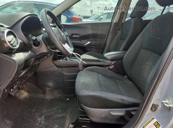 3N1CP5CV1RL489881 2024 NISSAN KICKS Gray Вид салону спереду