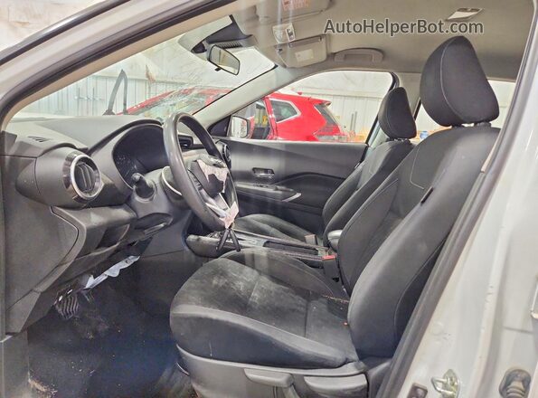 3N1CP5CV2ML532326 2021 NISSAN KICKS Белый Вид салона спереди