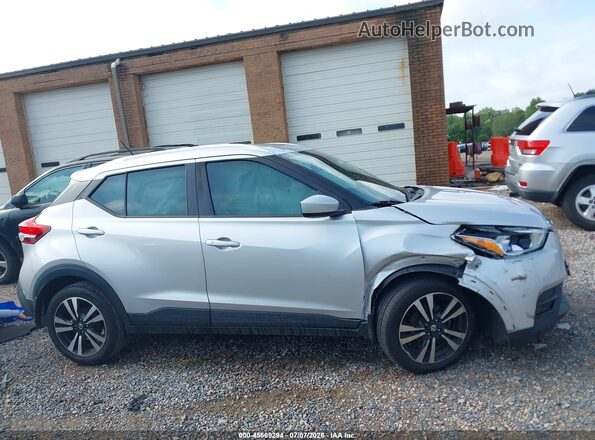 3N1CP5CV3LL523701 2020 NISSAN KICKS Silver Rear interior view