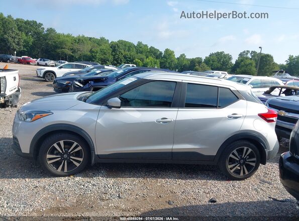 3N1CP5CV3LL523701 2020 NISSAN KICKS Silver 360 interior view