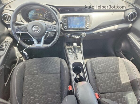 3N1CP5CV3NL512782 2022 NISSAN KICKS Gray Dashboard view