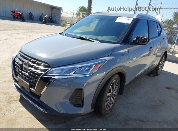 3N1CP5CV3PL554758 2023 NISSAN KICKS Серый Передняя левая четверть