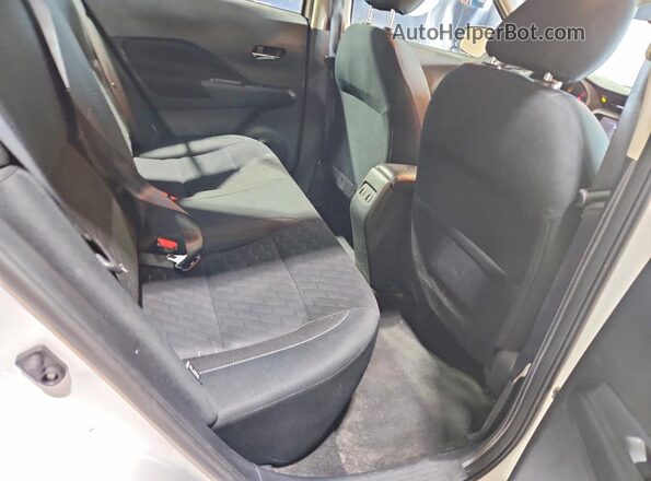3N1CP5CV3RL560286 2024 NISSAN KICKS White უკანა სალონის ხედი