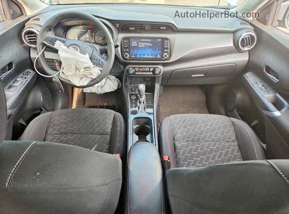 3N1CP5CV3SL468746 2025 NISSAN KICKS Gray Առջևի վահանակի տեսք