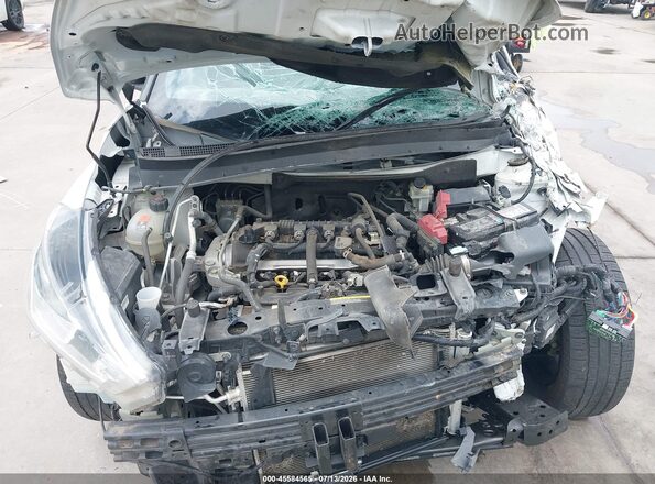 3N1CP5CV4LL485900 2020 NISSAN KICKS White Widok z tyłu
