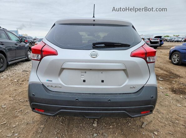 3N1CP5CV4LL507488 2020 NISSAN KICKS Silver Widok z tyłu