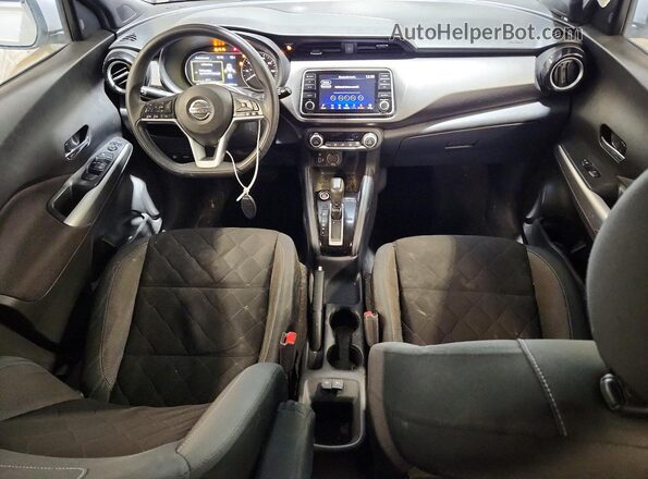 3N1CP5CV4LL517194 2020 NISSAN KICKS Silver Առջևի վահանակի տեսք
