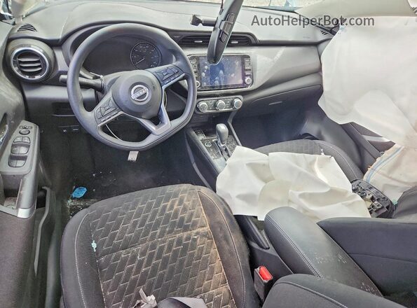 3N1CP5CV4RL485923 2024 NISSAN KICKS Gray Dashboard view