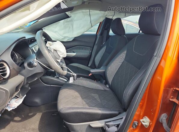 3N1CP5CV5LL515423 2020 NISSAN KICKS Orange Вид салону спереду