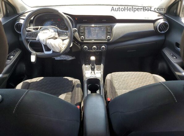 3N1CP5CV5PL494496 2023 NISSAN KICKS White Widok deski rozdzielczej