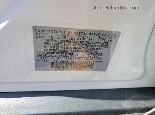 3N1CP5CV5PL494496 2023 NISSAN KICKS White Widok naklejki z numerem VIN