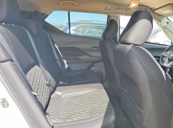 3N1CP5CV6NL473606 2022 NISSAN KICKS White Вид задньої частини салону