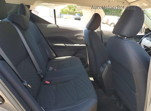 3N1CP5CV6PL514626 2023 NISSAN KICKS Silver Vista interior trasera