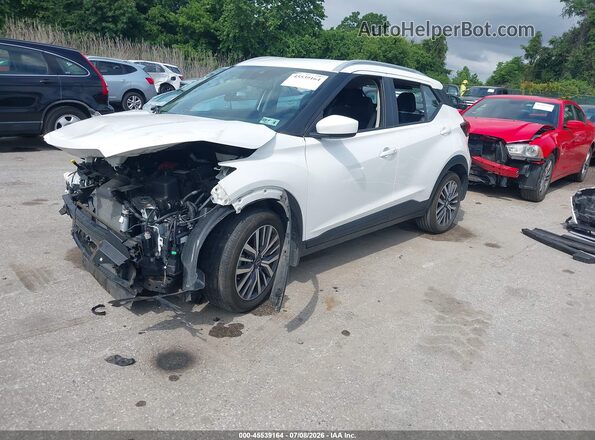 3N1CP5CV6PL572865 2023 NISSAN KICKS White Առջևի ձախ երեք քառորդ տեսարան