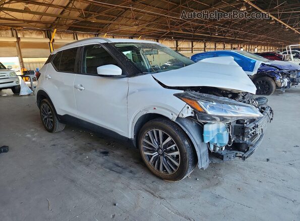 3N1CP5CV7ML548618 2021 NISSAN KICKS White Delantero derecho