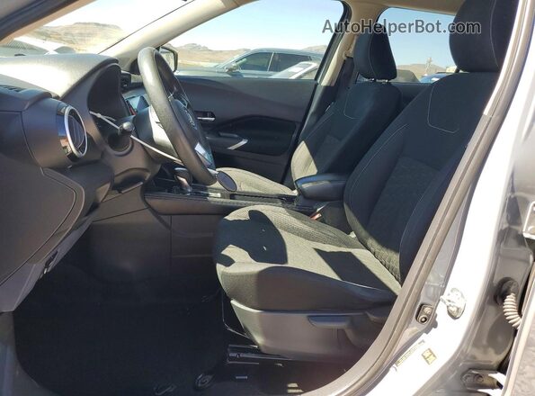 3N1CP5CV7NL519296 2022 NISSAN KICKS Gray Vista interior delantera