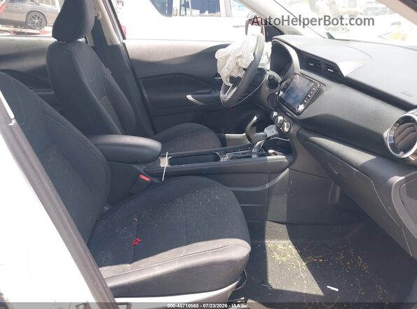3N1CP5CV7RL481431 2024 NISSAN KICKS White Вид салону спереду