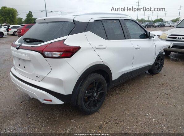 3N1CP5CV8PL564363 2023 NISSAN KICKS White Задня права чверть