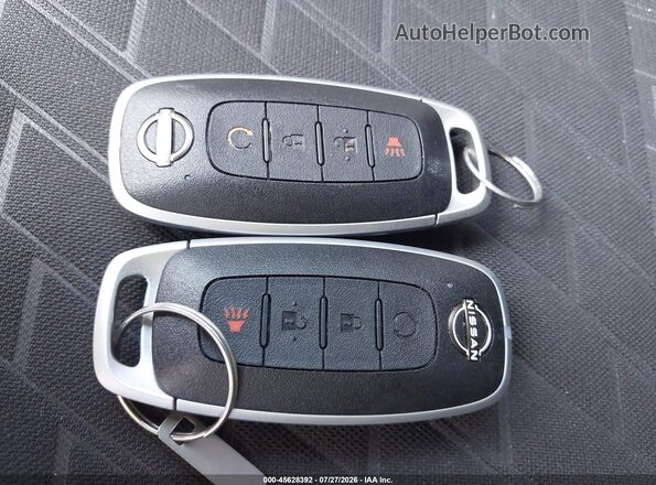 3N1CP5CV8PL564363 2023 NISSAN KICKS White Вид панелі приладів