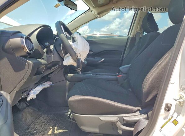 3N1CP5CV8PL569739 2023 NISSAN KICKS White Вид салону спереду