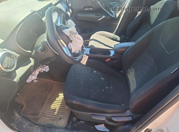 3N1CP5CV8RL471197 2024 NISSAN KICKS Белый Вид салона спереди