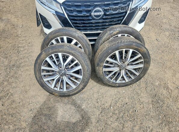 3N1CP5CV8RL471197 2024 NISSAN KICKS Белый Вид подкапотного пространства