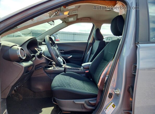 3N1CP5CV8RL545010 2024 NISSAN KICKS Gray Front interior view