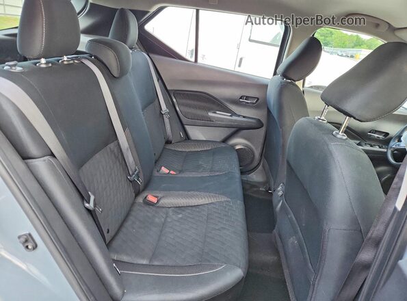 3N1CP5CV8RL557223 2024 NISSAN KICKS Blue Հետևի նստատեղերի տեսք