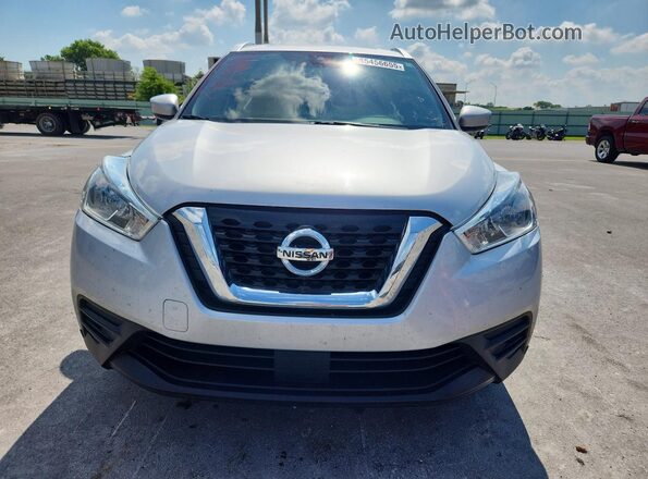 3N1CP5CV9LL549266 2020 NISSAN KICKS Silver Front view
