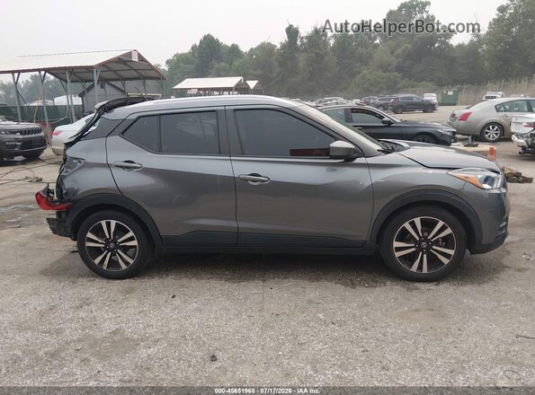 3N1CP5CVXLL506846 2020 NISSAN KICKS Gray Vista interior trasera