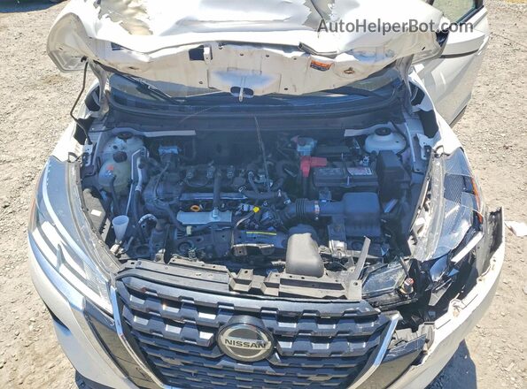 3N1CP5CVXML543493 2021 NISSAN KICKS White Շարժիչի բաժամունքի տեսք