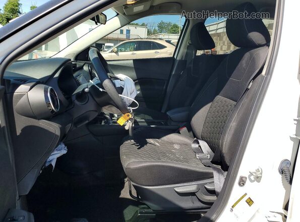 3N1CP5CVXNL481689 2022 NISSAN KICKS White Vista interior delantera
