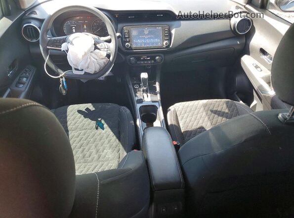 3N1CP5CVXNL481689 2022 NISSAN KICKS White Vista del salpicadero