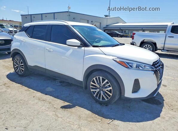 3N1CP5CVXPL517318 2023 NISSAN KICKS Белый Передняя правая четверть