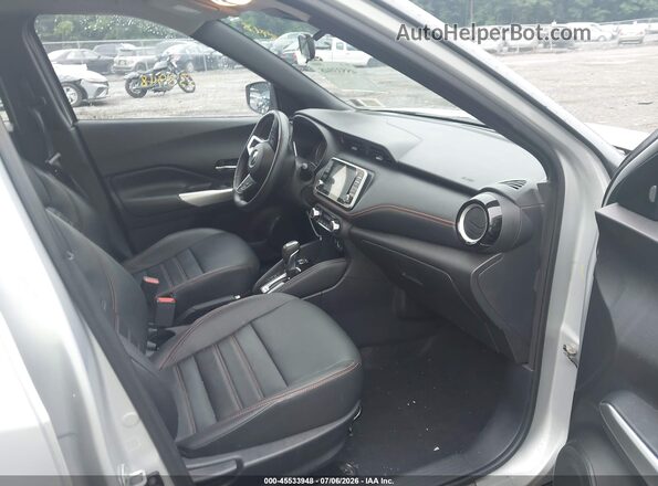 3N1CP5DV0LL524108 2020 NISSAN KICKS Silver Սալոնի դիմացի տեսք