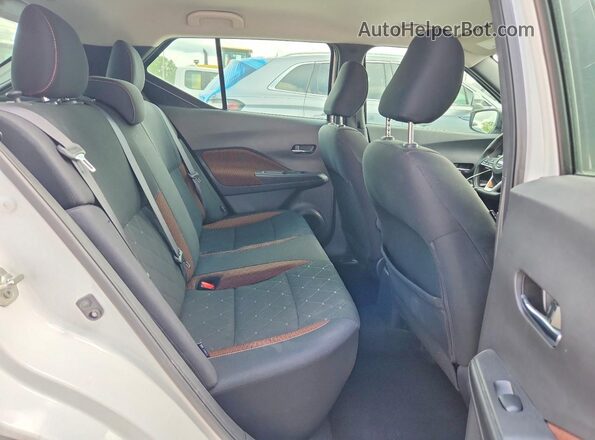 3N1CP5DV0LL568741 2020 NISSAN KICKS White უკანა სავარძლების ხედი