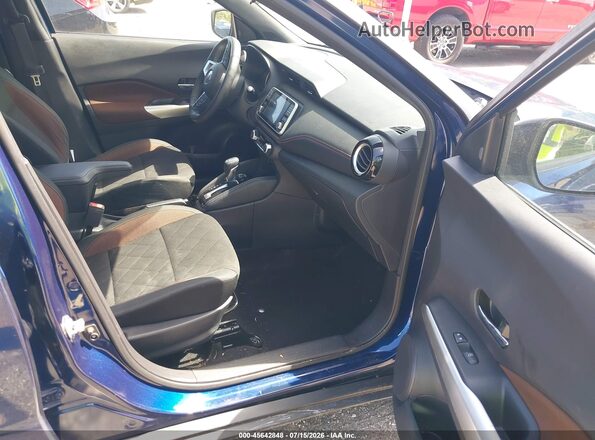 3N1CP5DV1LL553066 2020 NISSAN KICKS Blue Front interior view