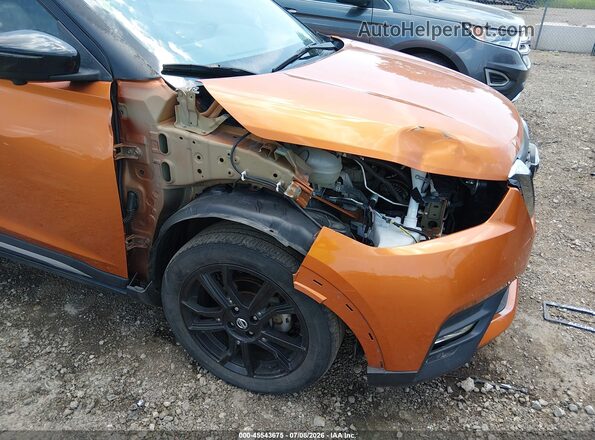 3N1CP5DV2LL576968 2020 NISSAN KICKS Оранжевый Вид спереди