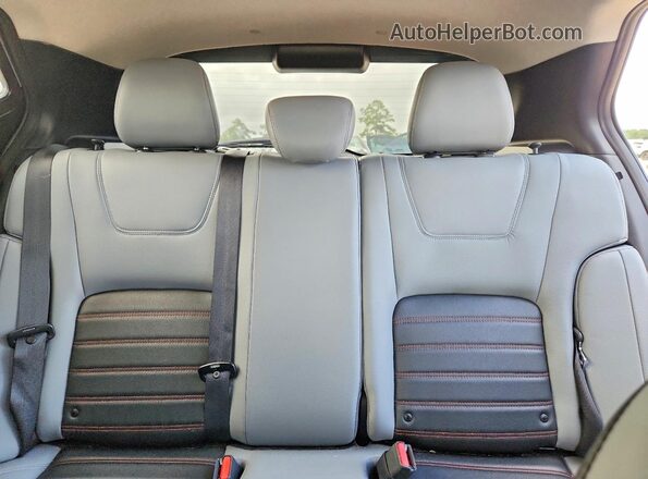 3N1CP5DV2ML538058 2021 NISSAN KICKS Silver Rear seats view
