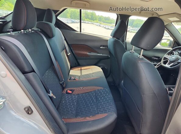 3N1CP5DV2RL532283 2024 NISSAN KICKS Gray Rear interior view