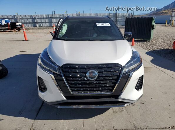 3N1CP5DV3ML558299 2021 NISSAN KICKS White Widok z przodu