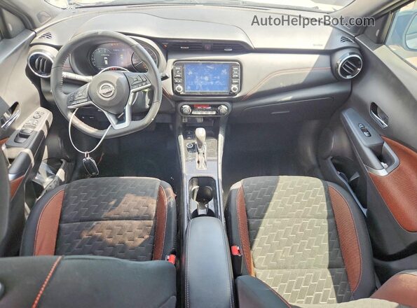 3N1CP5DV3PL546884 2023 NISSAN KICKS Gray Առջևի վահանակի տեսք