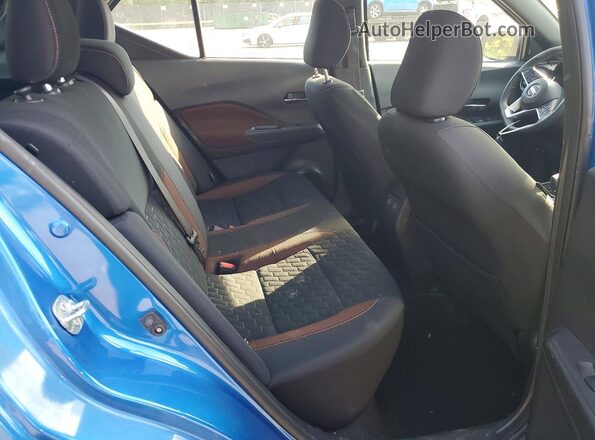 3N1CP5DV4ML514568 2021 NISSAN KICKS Blue Rear interior view