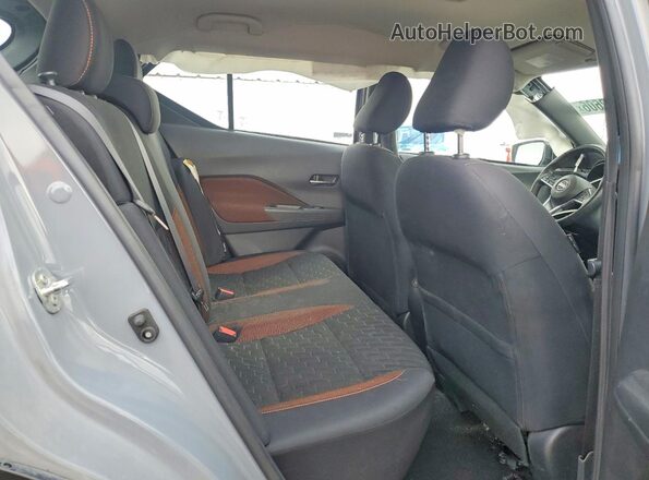 3N1CP5DV4PL488056 2023 NISSAN KICKS Серый Вид задней части салона