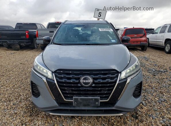 3N1CP5DV4PL488056 2023 NISSAN KICKS Серый Вид спереди